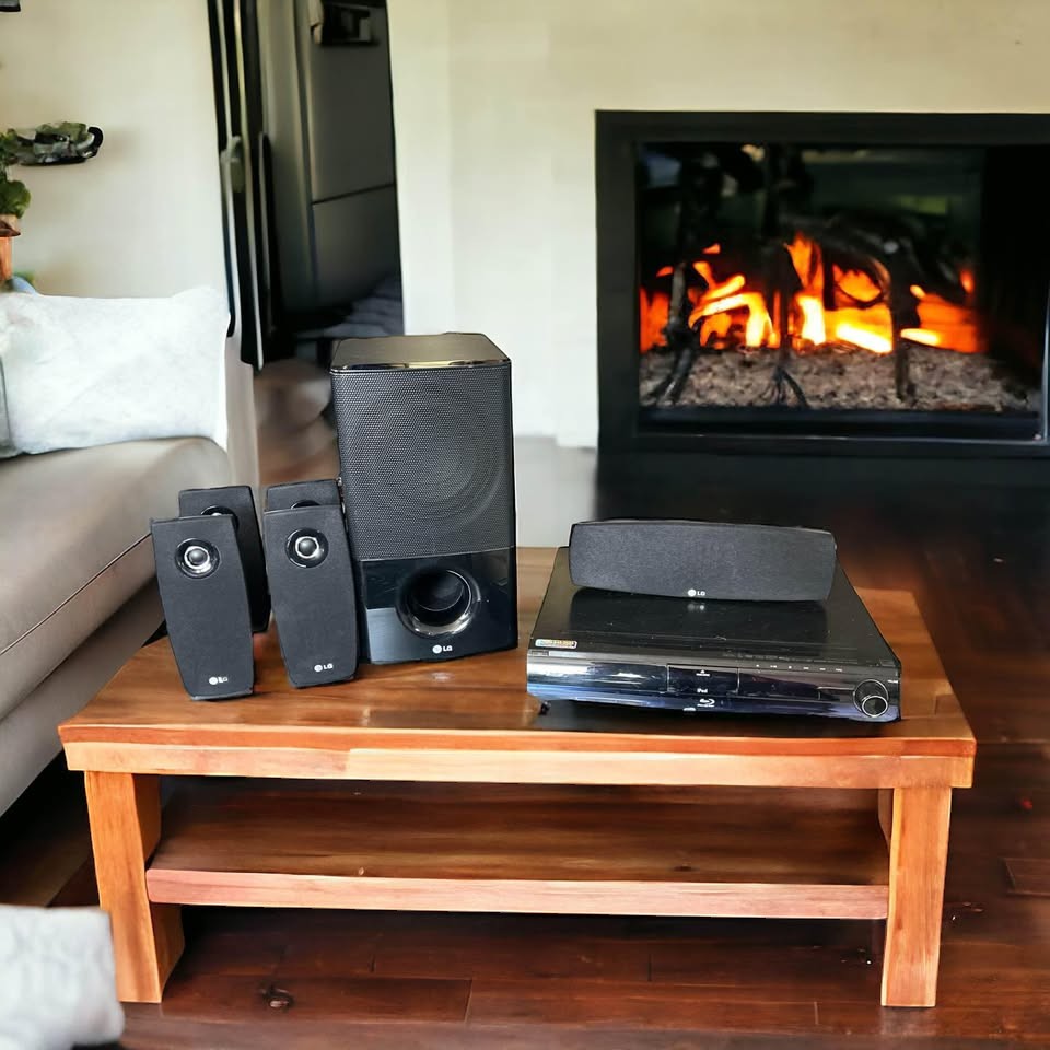 LG HB954SA Home Cinema System 5.1 Channels 1000 W